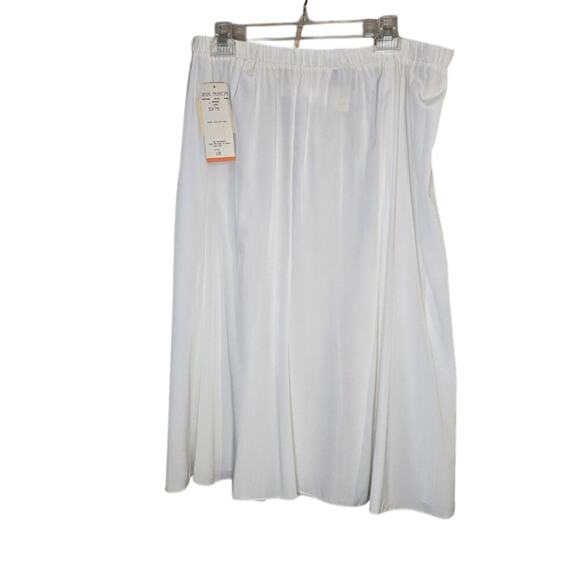 NWT Regal Fashions 18 White Romantic Flowy Midi Skirt [0272] - Picture 3 of 8